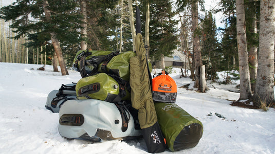Winter Pursuit: Advanced Cold‑Weather Hunting Strategies and Gear Systems for Western Big‑Game Success