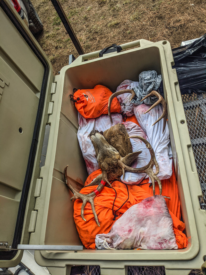 Load image into Gallery viewer, The Best Game Bags For Elk The Wapiti - game bag system is a must-have for all Elk hunters. Designed for elk meat on bone quarters and meat parts or like sized game. This small convenient species specific product contains 5 game bags with our signature light reflective attachments for easy locate in the dark and lock loops. A perfect fit for the Back Country Hunter.  The Last Game Bags You&#39;ll Ever Need!
